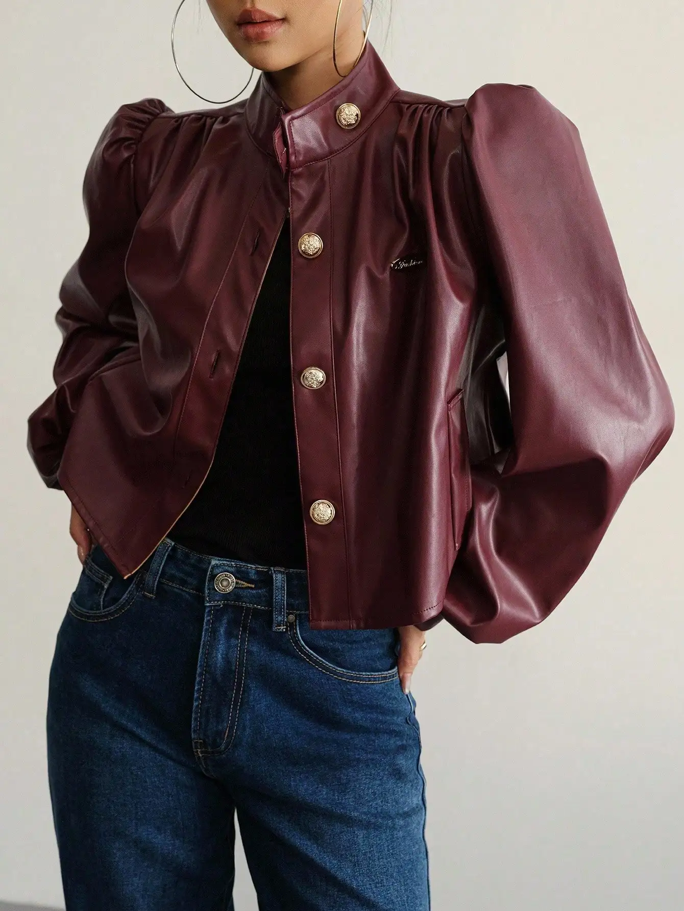 

Женская тканая блузка бордового цвета, кожаная, с длинными рукавами, повседневная, с плиссированными пуговицами, модная для осени и зимы