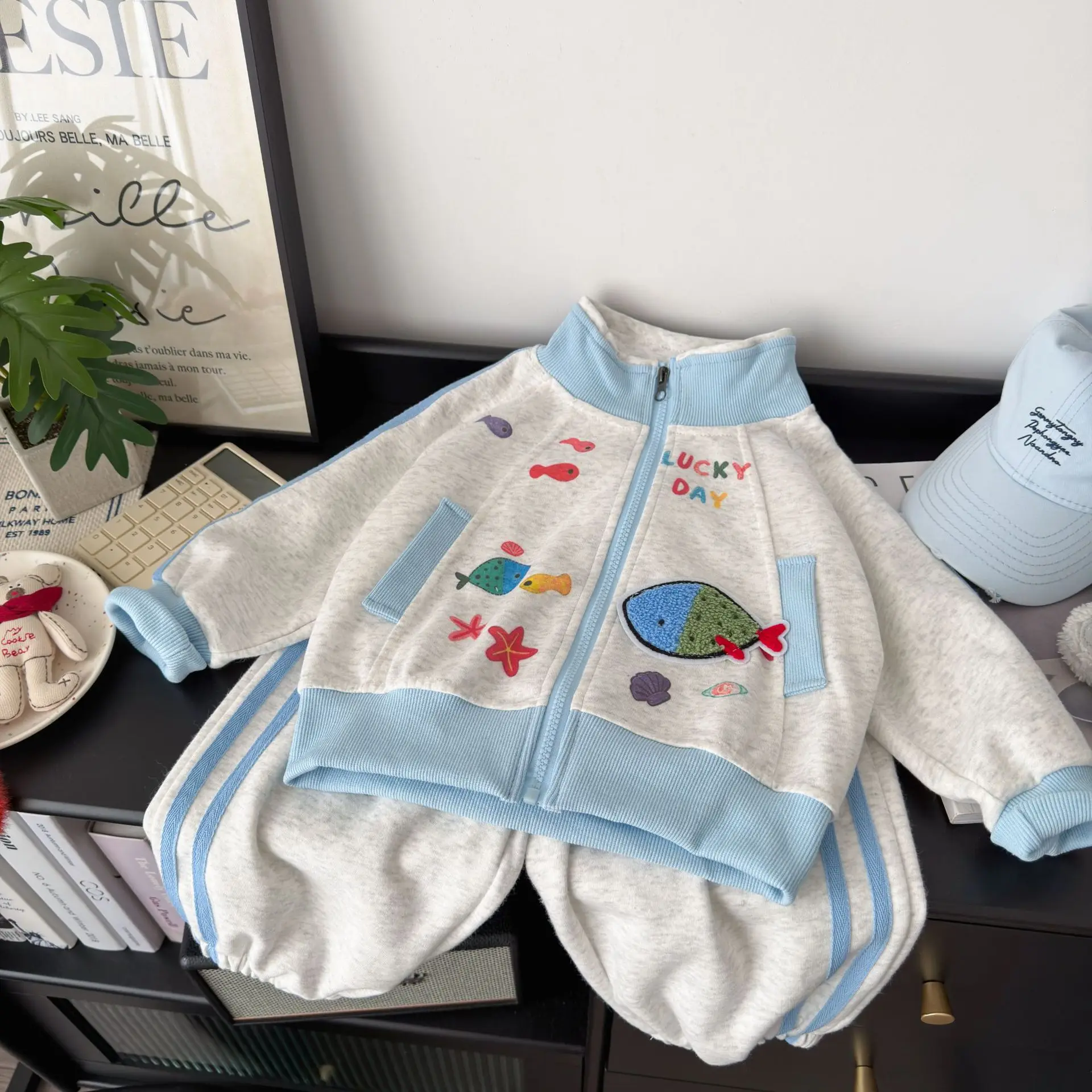 Spring Autumn Toddler Boys Girls Clothes Sets Baby Kids Ocean Fish Embroidery Zipper Jacket + Pants 2PCS Children Casual Outfits