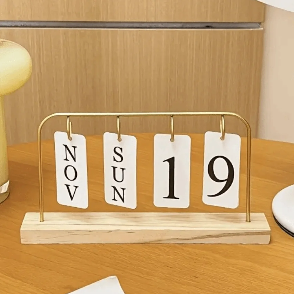 

Wooden Desktop Flip Calendar Turn Page Design Vintage Standing Calendar Date Display DIY Wooden Calendar Office Decoration