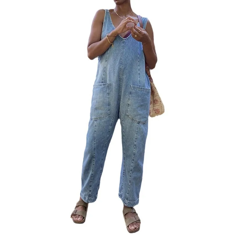 Women's V-neck Pocket Design Casual Denim Jumpsuit Temperament Commuting 2024 New Fashion Women Sleeveless Loose Long Jumpsuits