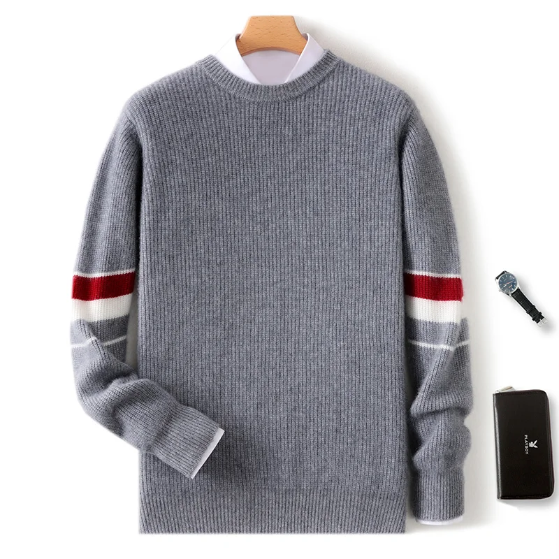 Autumn and winter new 100% pure cashmere men's padded O-neck color matching sweater loose fashion cashmere knit bottoming shirt.