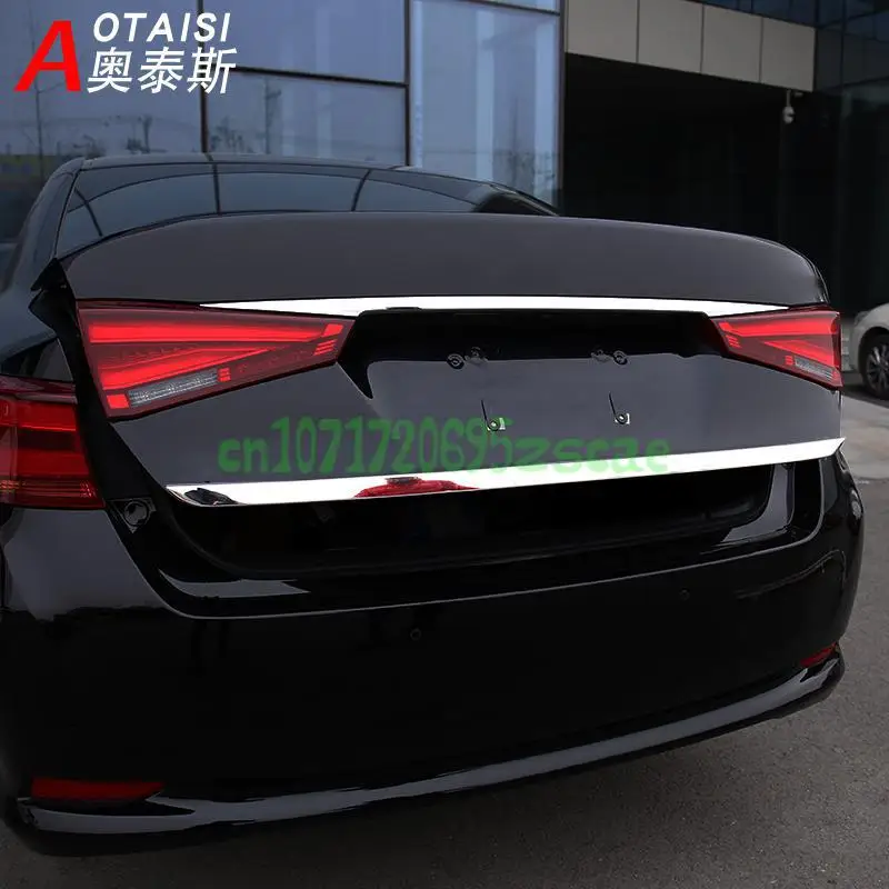 For Toyota crown 2015 2016 2017 2018 Rear Boot Door Trunk Cover Trim Tailgate Garnish Molding Strip Car Accessories