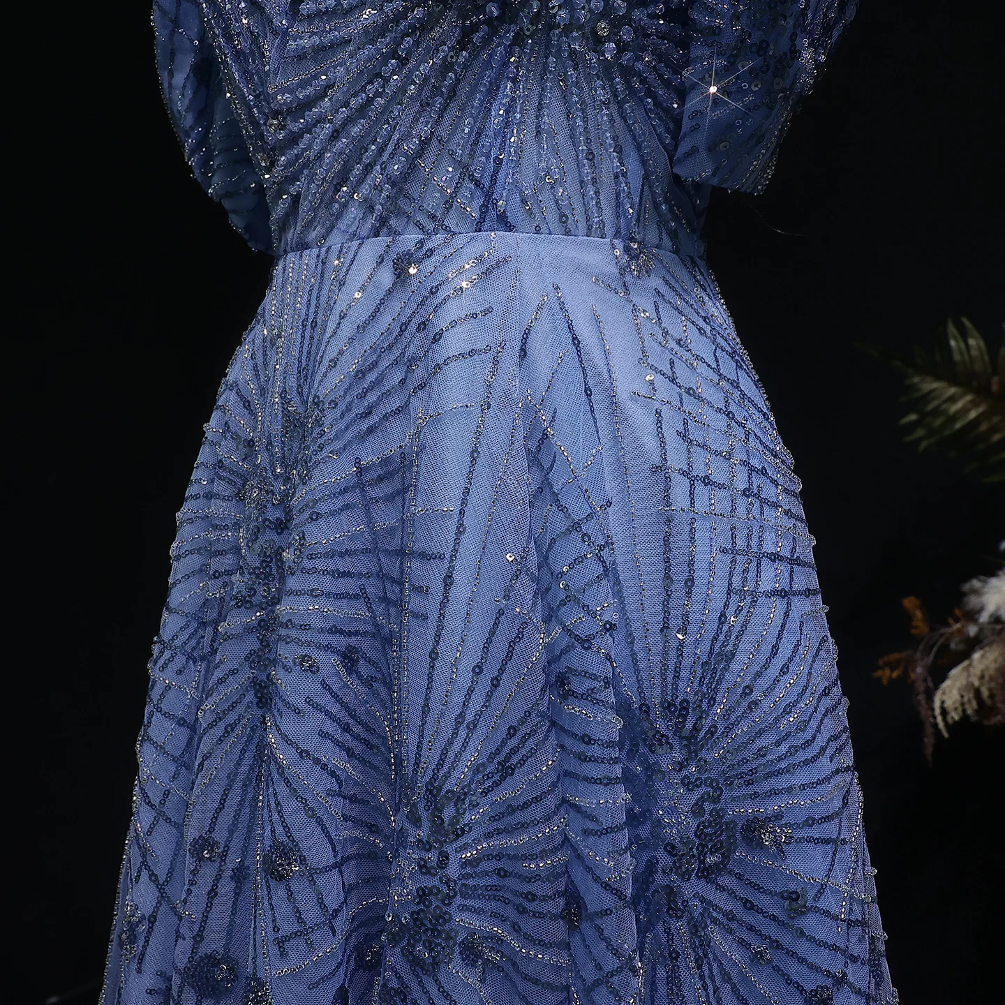 Sharon Said Dubai Luxuriöses Blaues Abendkleid mit Puffärmeln und Schwerer Perlenstickerei, Saudi-Arabisches Damen-Hochzeitskleid, Formelles Partykleid SS080 Maßanfertigung – Detail 9