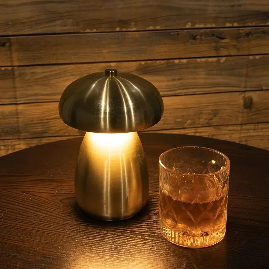 

Vintage Bar Decor Table Lamp Creative Charging Outdoor Restaurant Metal Table Light Cafe Clean Bar Atmosphere Desktop Nightlight