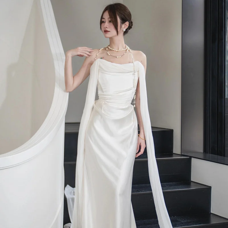 

French-style Light Wedding Dress2025New Bridal Simple High-Grade White Bra Satin Wedding Veil Queen Mother Dress