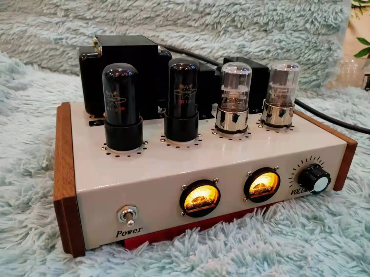 

NEW 5W*2 6P6P6V6 self-made electronic tube single-ended class A tube amplifier associated 6P14 \300B\KT88\EL34 with VU header