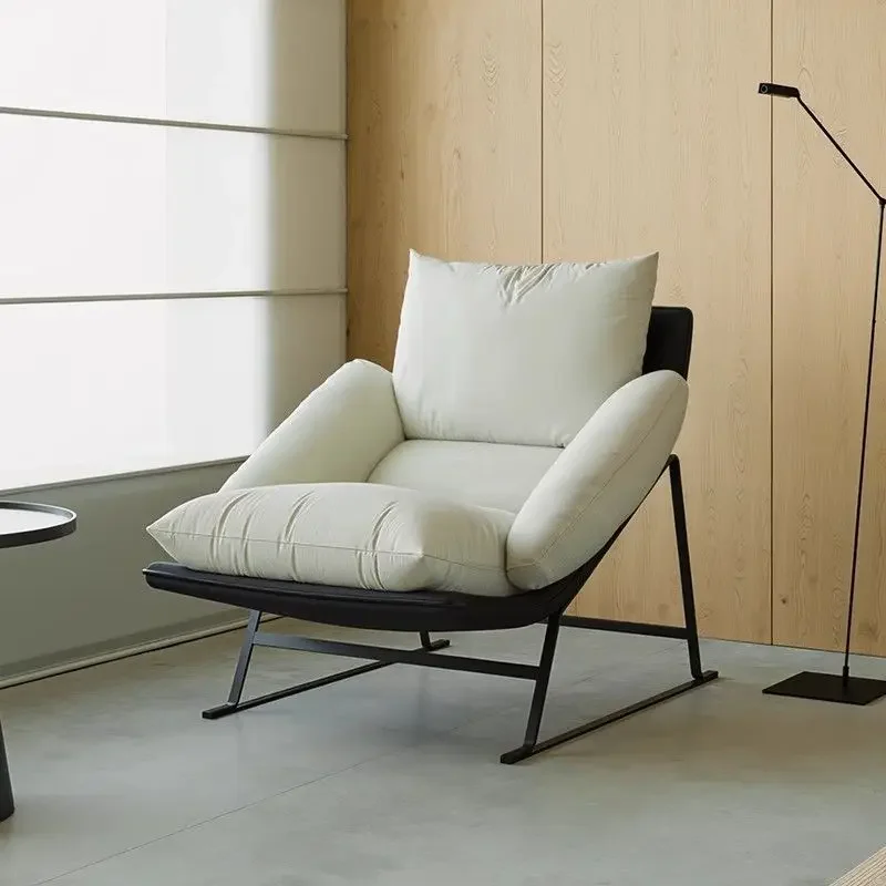 

Italian minimalist single sofa