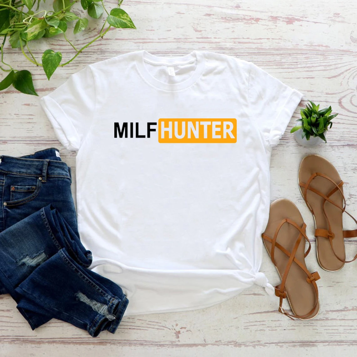 Milf Hunter Unisex T-Shirt Funny Joke Men Women Short Sleeve T-shirts Casual Streetwear Top Graphic T Shirts Milf Gifts