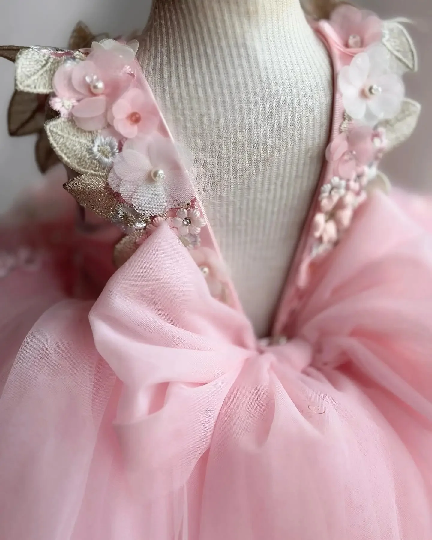 Maßgeschneidertes 3D-Blumenmädchenkleid mit Schmetterlingsmotiv für Hochzeit, Geburtstag, Party, Festzug, Kleinkind, Kinder, formelles Prinzessinnen-Tüll-Ballkleid