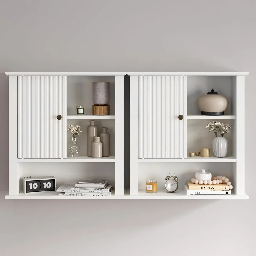 خزانة حائط للحمام مع باب منزلق مخدد، خزانة طبية خشبية منحنية، خزانة مثبتة على الحائط، فوق المرحاض