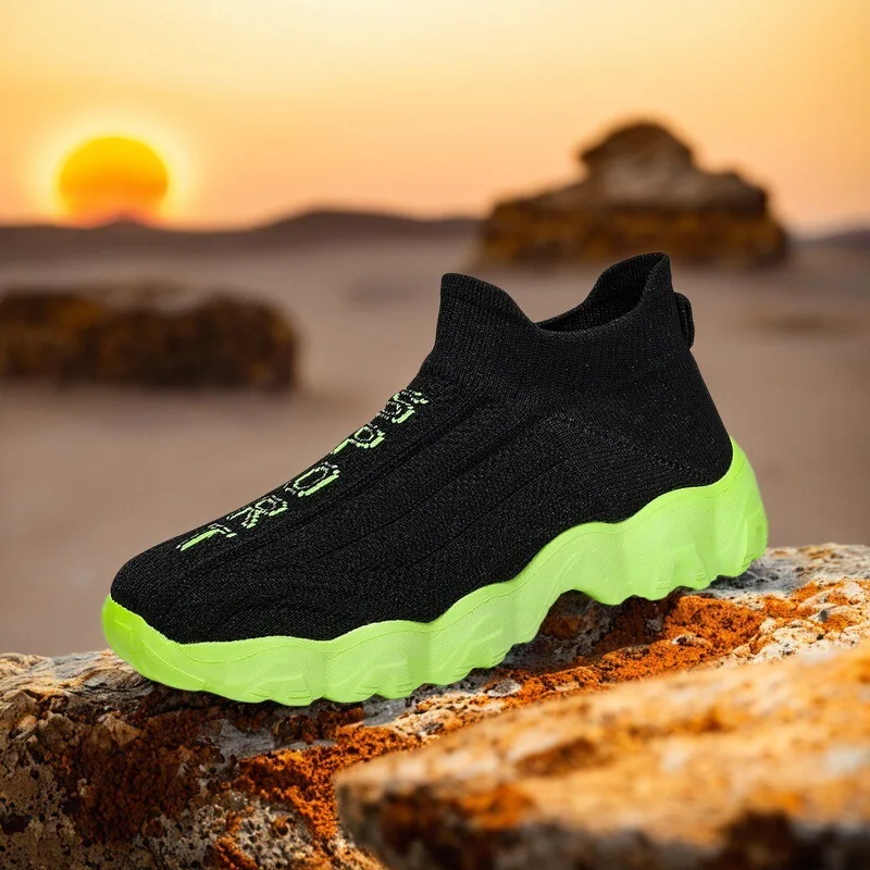 

MAEDEF Running Shoes for Men Lightweight Breathable Training Shoes Non Slip Workout Athletic Walking Shoes Comfortable Sneakers