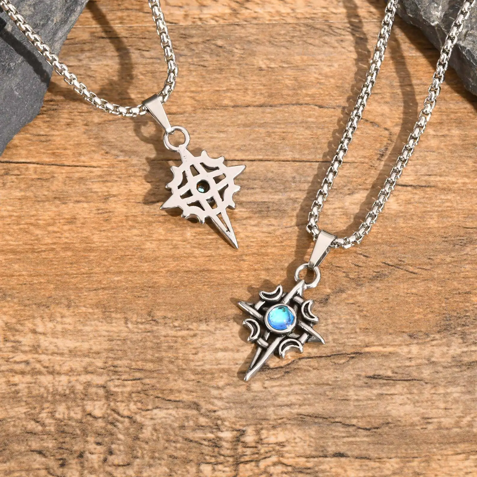 Mondstein-Anhänger-Halsketten für Männer und Jungen, Wikinger-Halskette aus Edelstahl mit keltischem Knoten, stilvoller Amulett-Schmuck, Geschenk für ihn – Detail 4