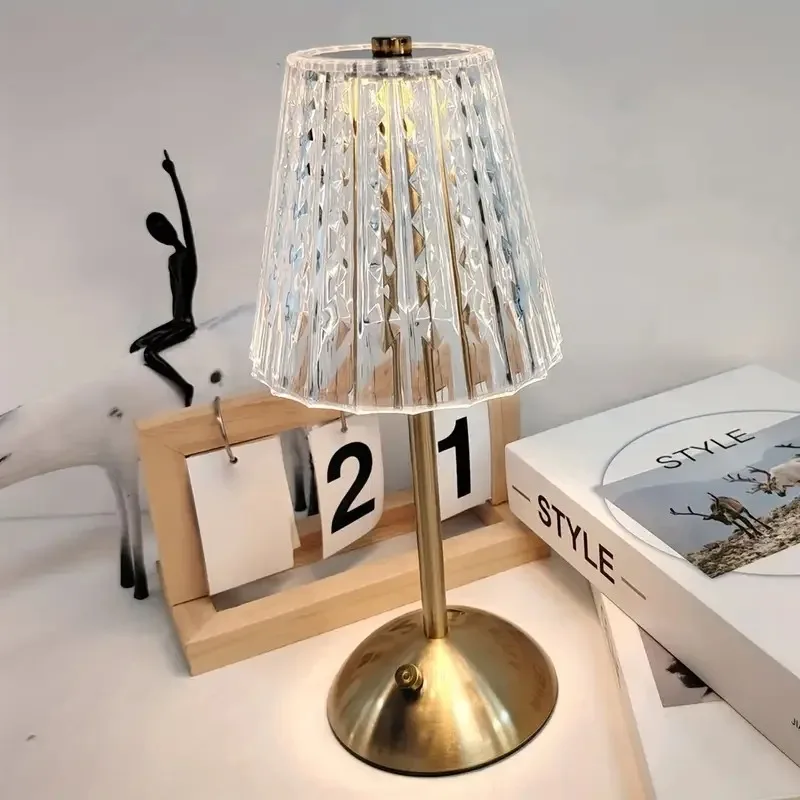 1 PC Luxury-Style Crystal Desk Lamp, Three-color Touch Charging - Suitable for Restaurants, Cafes, as a Gift for Others