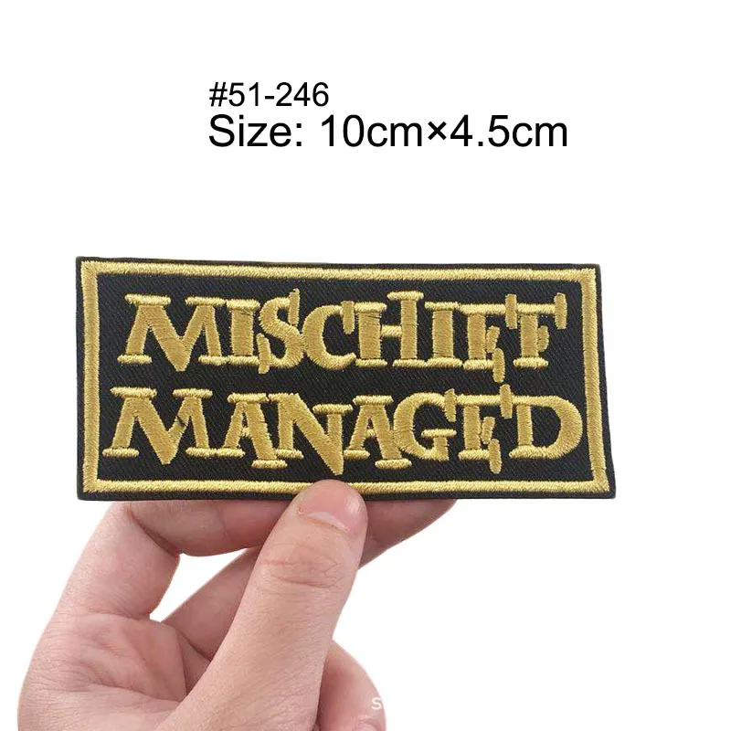 Harry Potter adesivi di stoffa fai da te Magical Hallows distintivi periferiche di film abbigliamento ricamo Patch adesivi giocattoli per bambini