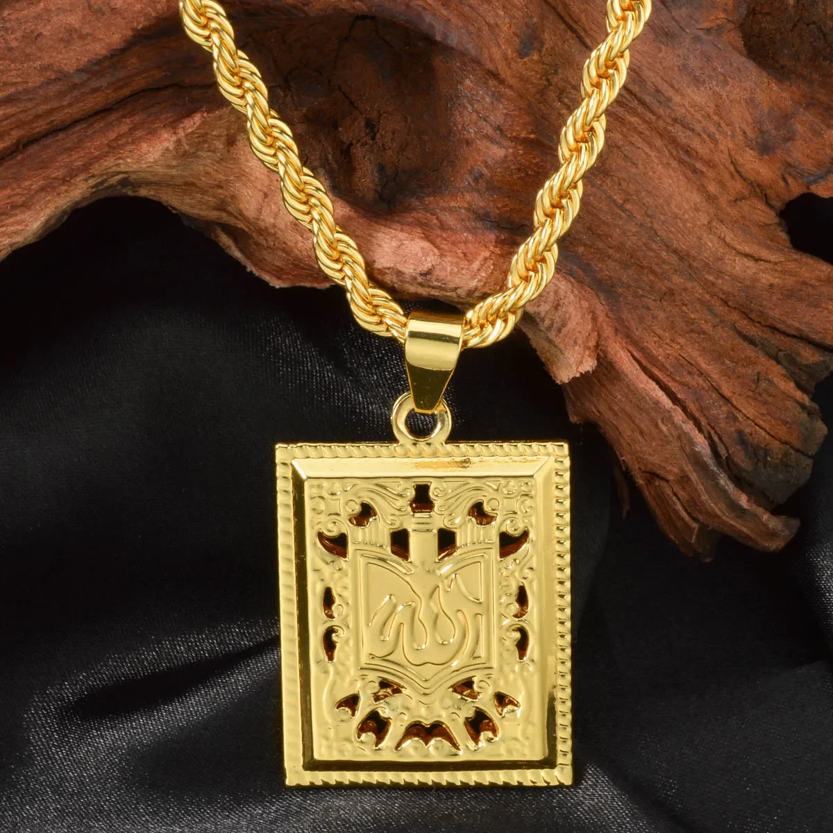 Middle East Islamic Jewelry Arabic Calligraphy Pendant Necklace Muslim Gold Color Charm Jewelry For Women Men Anniversary