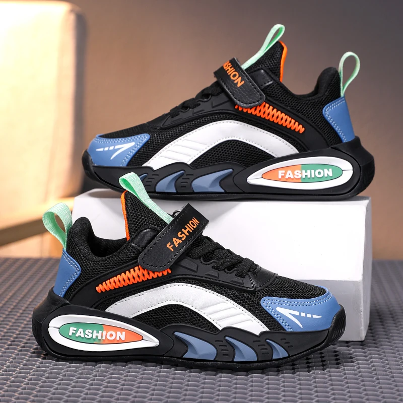 

Daily Unisex Athletic Shoes Gentle Inner Lining Solid Rubber Sole Air Vent Design for School Play and Outdoor Walks