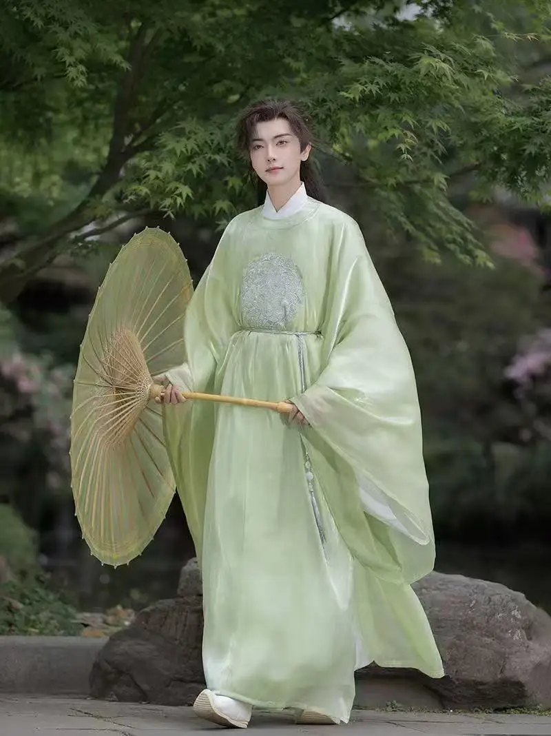 

Fresh Original Green Hanfu Men Women Traditional Chinese Embroidery Round Neck Robe Stylish Halloween Royal Cosplay Clothing
