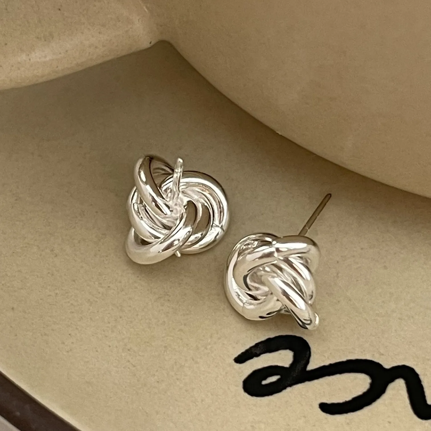 100% 925 Sterling Silver Geometric Studs Earrings for Women Girl Simple Smooth Knot Design Jewelry Party Gift Dropshipping