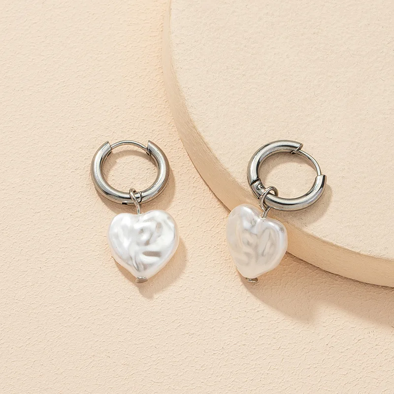ย้อนยุคแนวแฟชั่นสาวหัวใจ Harajuku เงินสีเทียม Pearl ลูกปัดพีชหัวใจรัก Dangle ต่างหูเครื่องประดับ