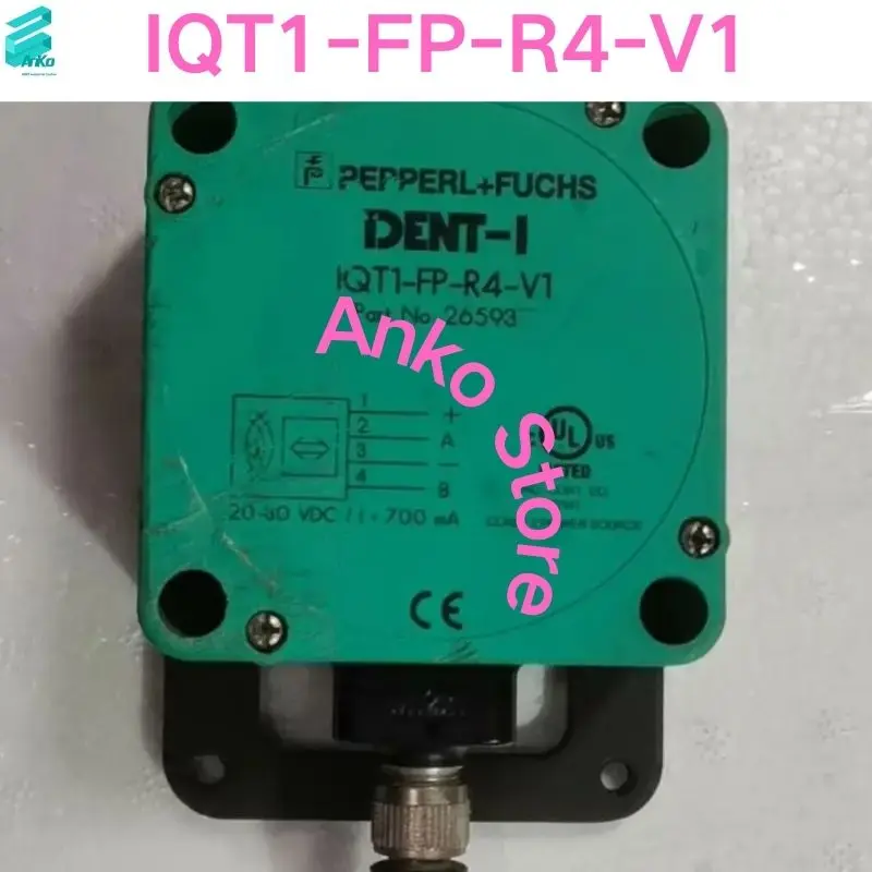 Second-hand test OK  Read/write head sensor IQT1-FP-R4-V1