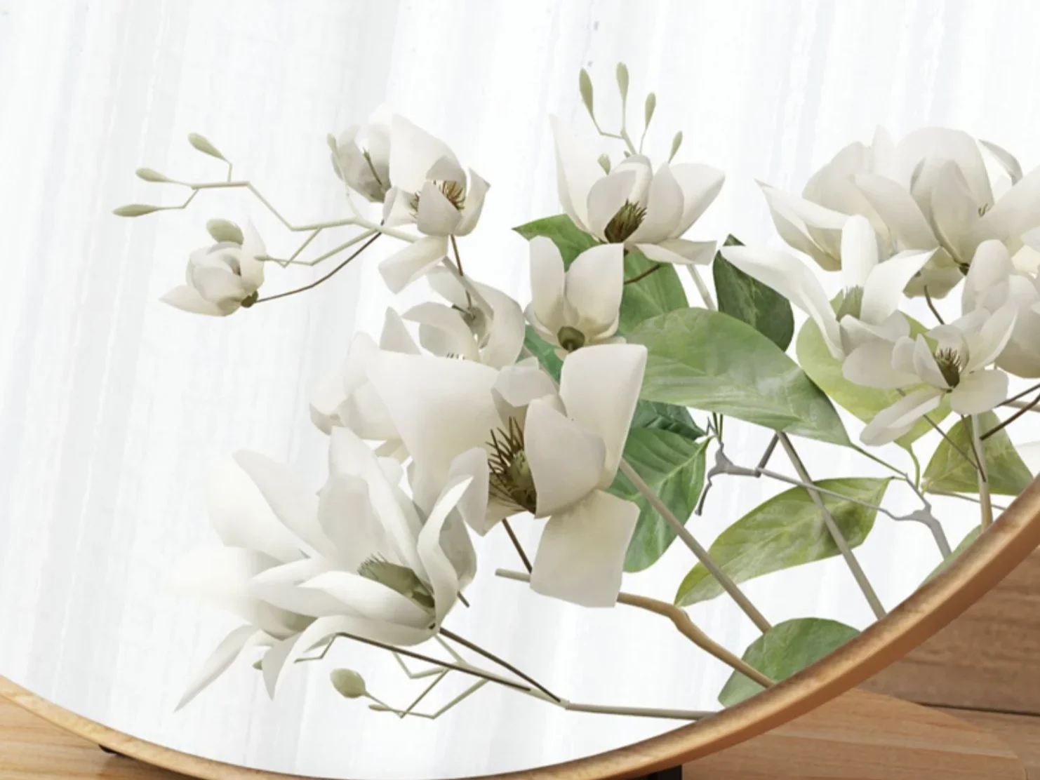High Definition Mirror Simple Desktop Round Mirror Portable Makeup Mirror for Dormitory Wooden Retro Decorative Accessory