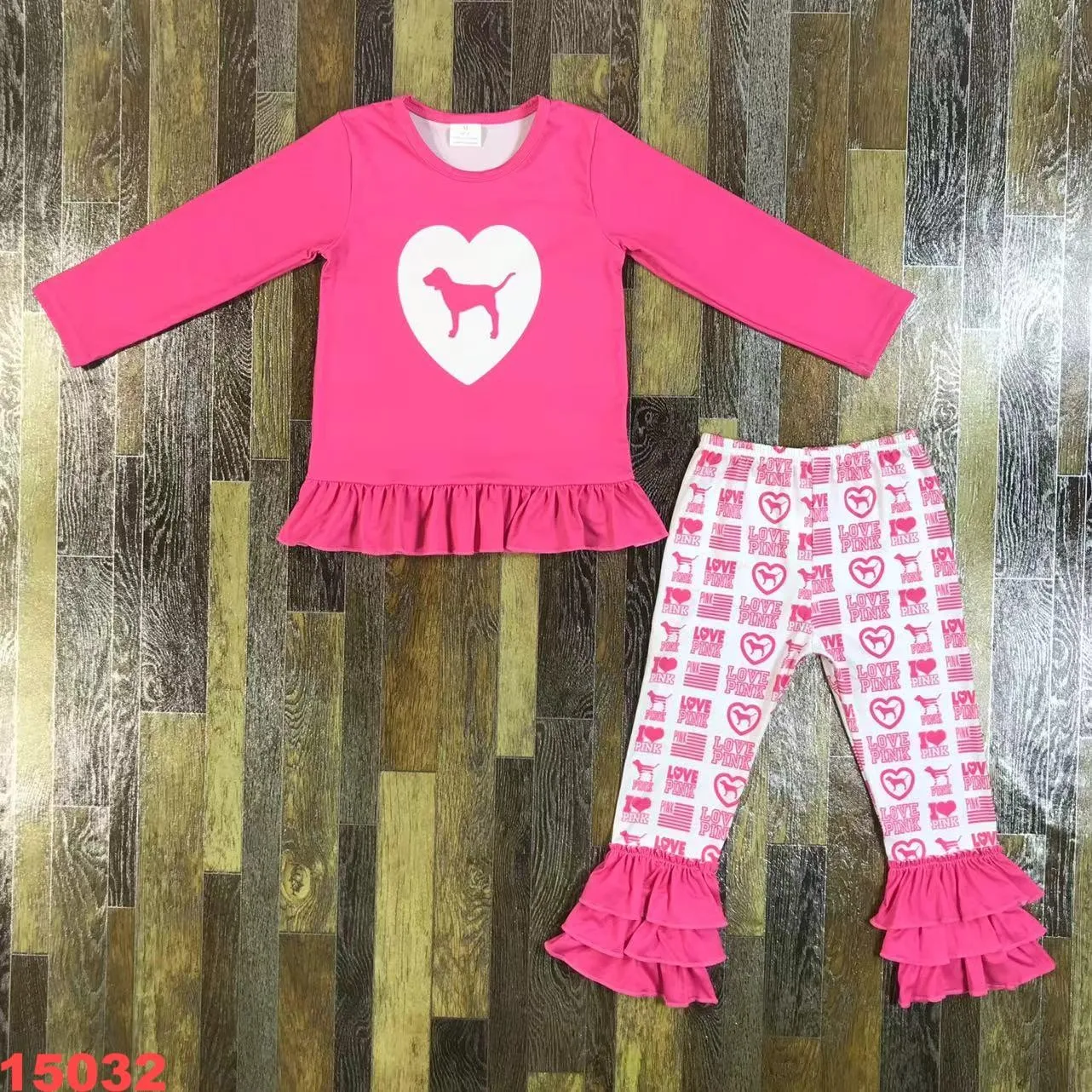 Blue Valentine's day Girls baby clothes Sets top, T-shirt + trousers, bell-bottoms love pattern of childrens clothing