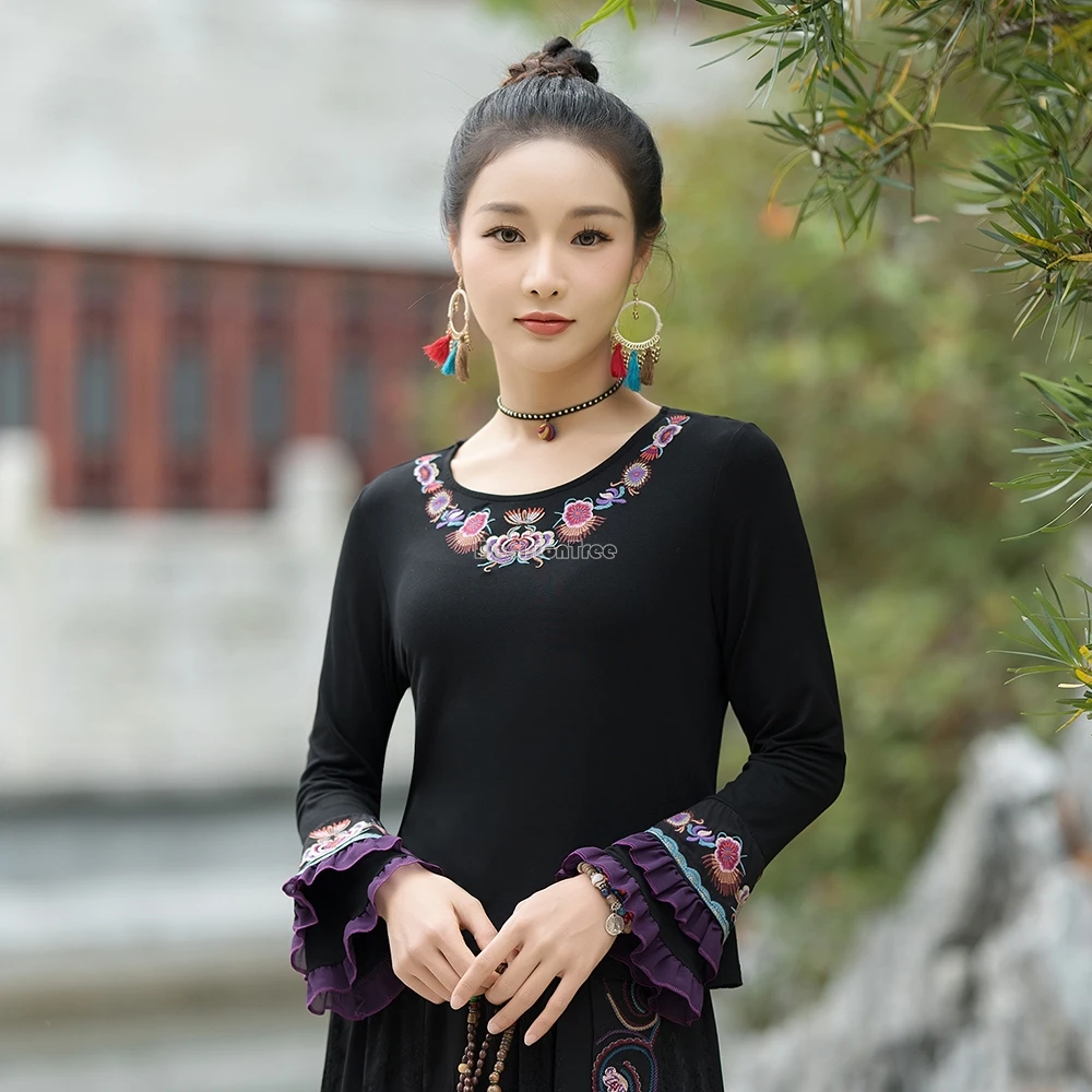 

2024 fall new chinese vintage ethnic style round collar embroidered modal flared sleeve slimming blouse women base shirt t001