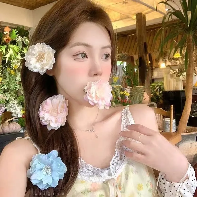 

Супермодная розовая заколка для волос с имитацией камелии, женская, весенняя, нежная, свежая, высококачественная декоративная заколка для волос.