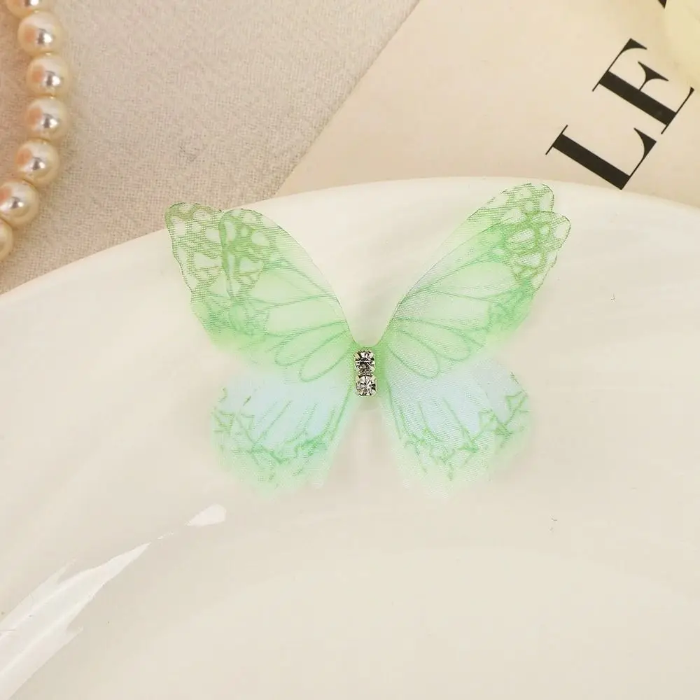 50 pièces d'appliques papillon 3D en tissu organza, dégradé de couleurs, double couche de mousseline, patchs brodés translucides