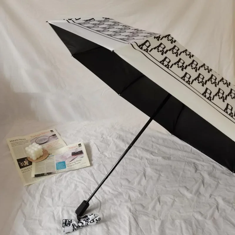 JBTP New Small Umbrella High-quality Women Umbrellas Three-folding Sun Rain Anti UV Poket Parasol Black White Letter Umbrella