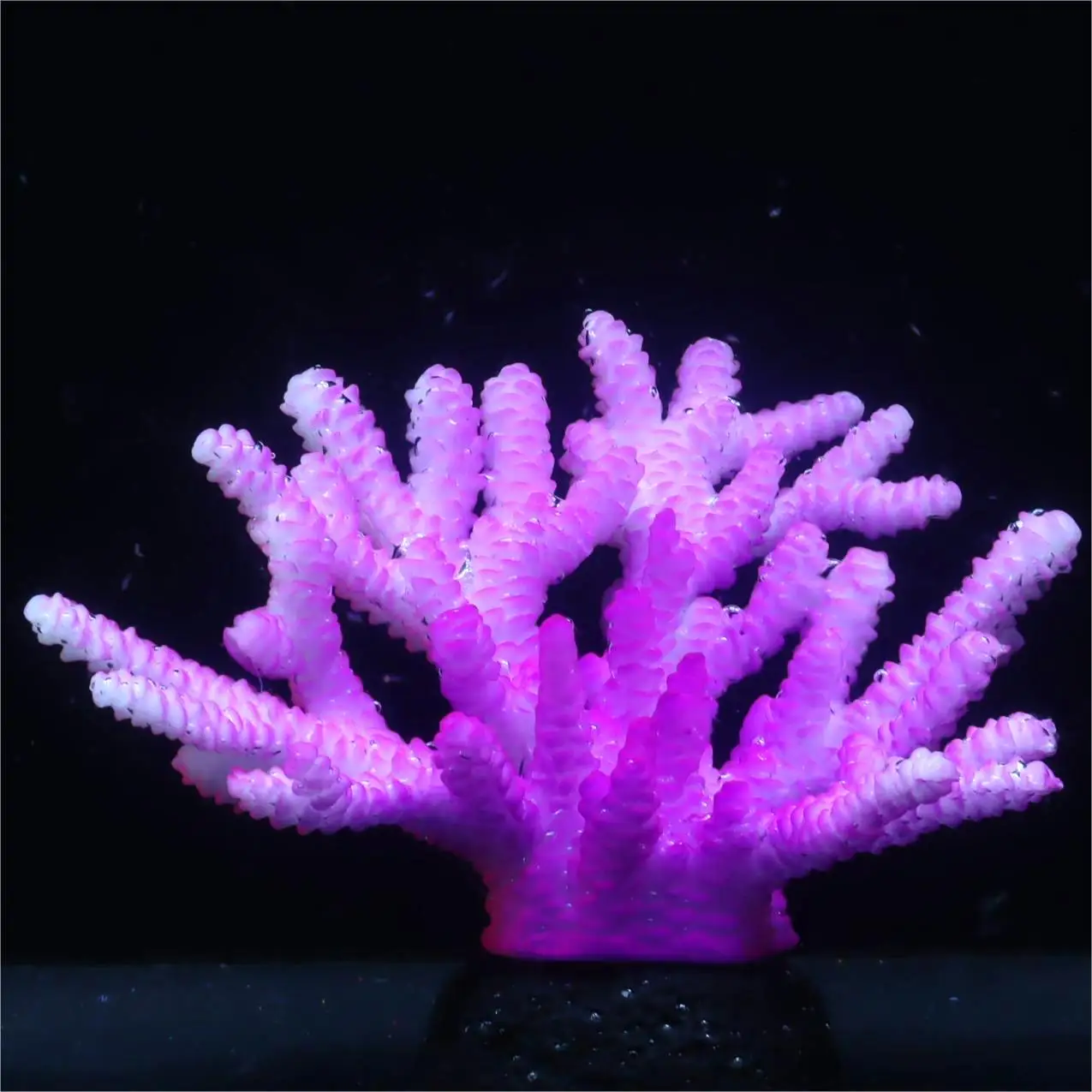 1 pc Fish Tank Decorations Aquarium Decor Plants Fluorescent Staghorn Coral Reef Decor Glowing Fish Tank Decorations Betta Fish