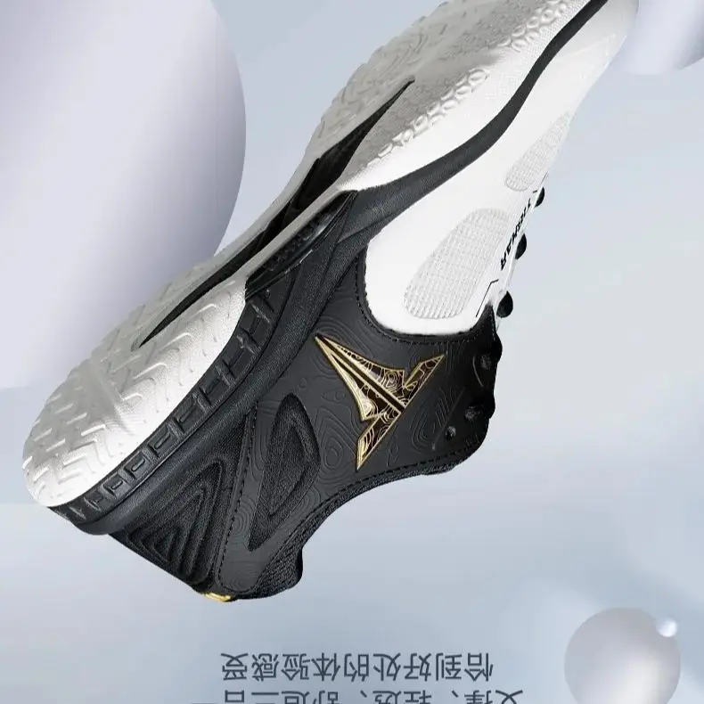 

New hot breathable sports tennis shoes non-slip breathable wear-resistant comfortable men's badminton shoes
