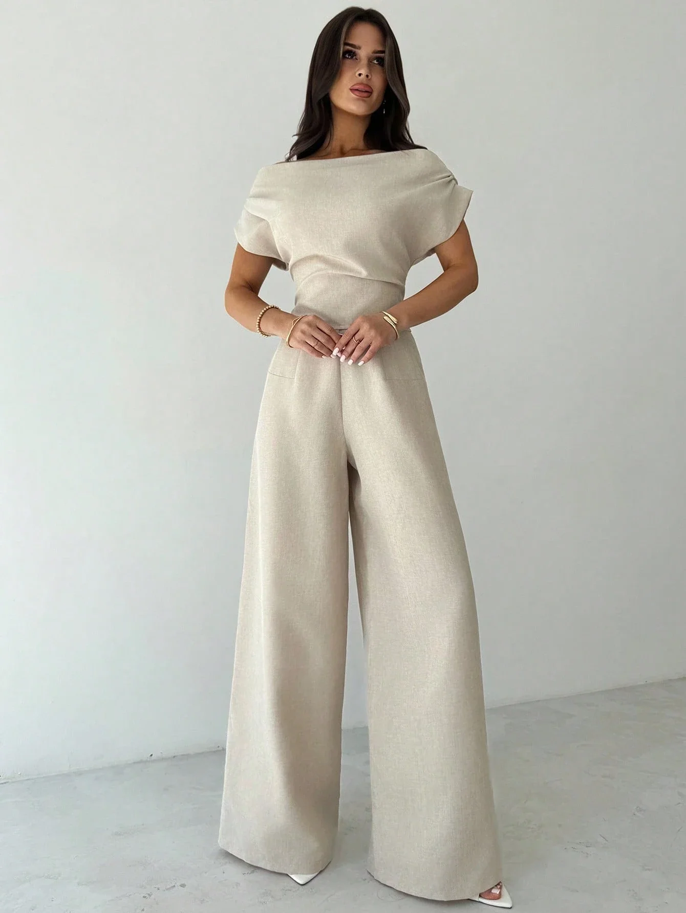

Женский льняной костюм с широкими брюками и открытыми плечами, элегантный повседневный летний наряд