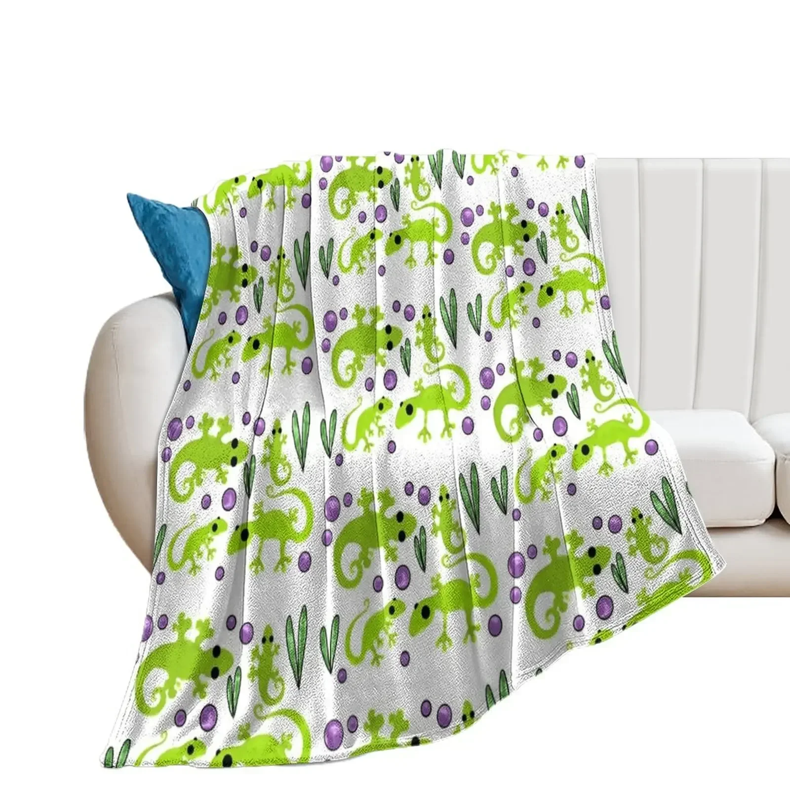 

Watercolor Green Gecko Lizard Throw Blanket blankets ands Soft heavy to sleep Hair Blankets