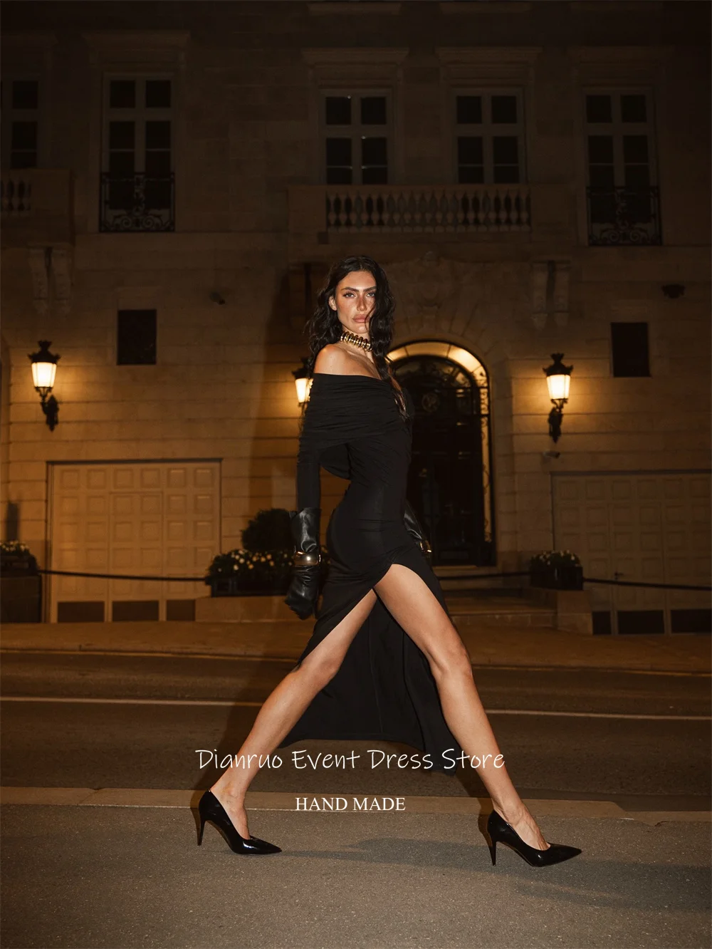 ชุดราตรีเซ็กซี่เปิดไหล่ ดีไซน์ผ่าข้าง แบรนด์ Dianruo สีดำ สง่างาม ทรงตรง สำหรับงานพรอม ปี 2026 รับตัดตามสั่ง