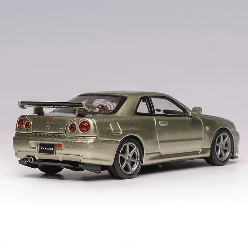 MH 1:64 Skyline GTR R34 NISMO CRS VER نسخة مفتوحة من طراز السيارة المصنوع من السبائك