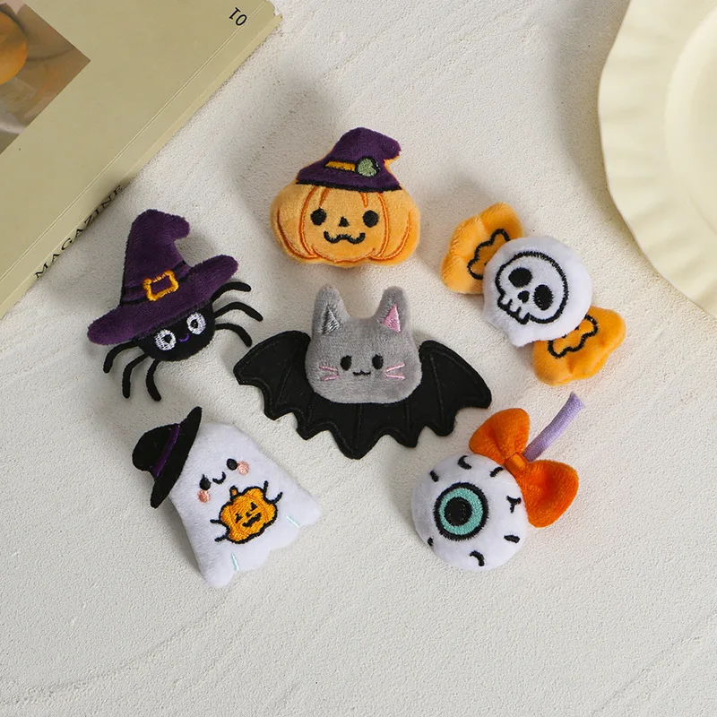 Brooch Plush Halloween Pumpkin Ghost Skull Spider Bat Eyeball DIY Decoration Mini Light Soft Polyester Fabric Multicolor