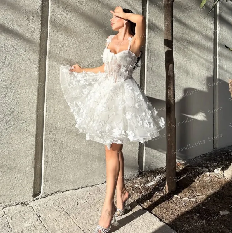 Рисунок 4 - Изысканное белое платье с цветочной