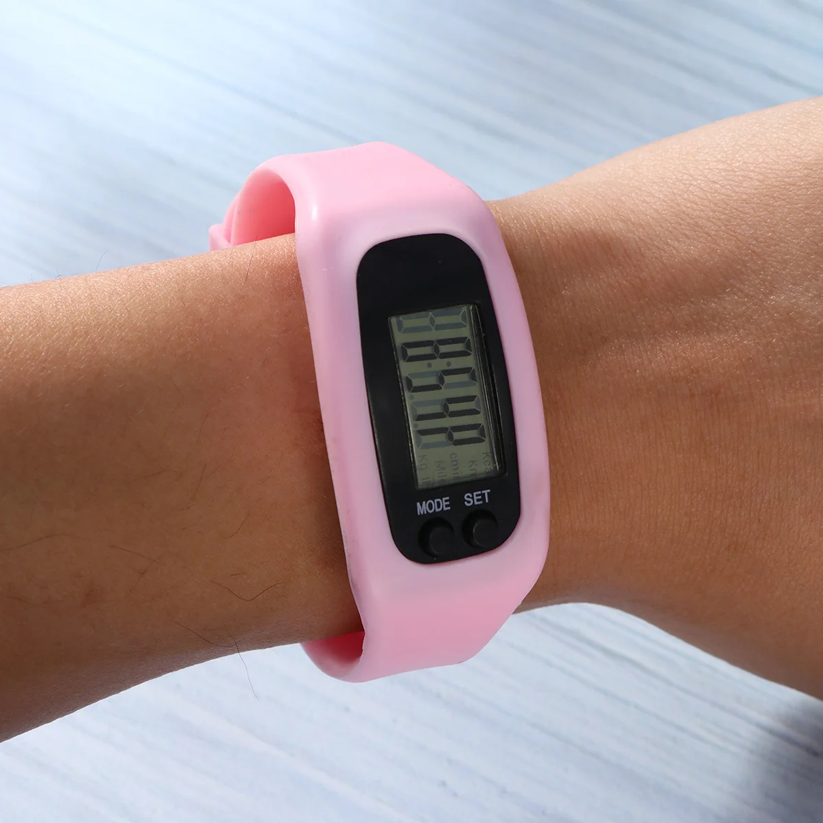 1 قطعة سوار عداد الخطى الذكي عداد الخطوات الرقمي للمشي والجري جهاز تعقب للياقة البدنية سوار معصم من السيليكون للرجال والنساء باللون الوردي #5