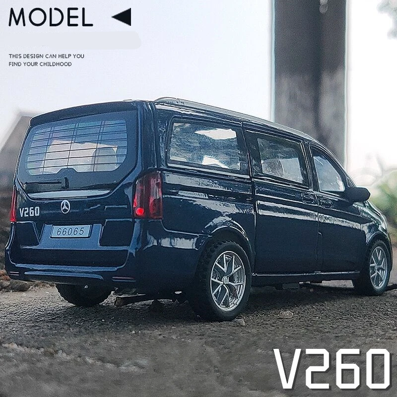 Modelo de coche MPV de aleación 1:32 V260, vehículos de juguete de Metal fundido a presión, colección de modelos de coches, sonido y luz, alta