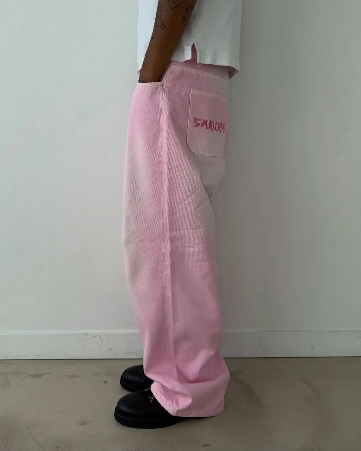

Pink American high street patchwork letter embroidered jeans men's goth Harajuku fashion wide leg jeans y2k retro casual pants