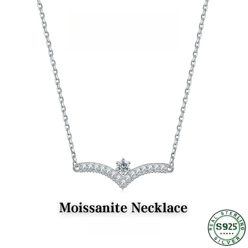Hot selling 10% S925 silver moissanite pendant necklace, women's light luxury fashion design necklace, wedding jewelry