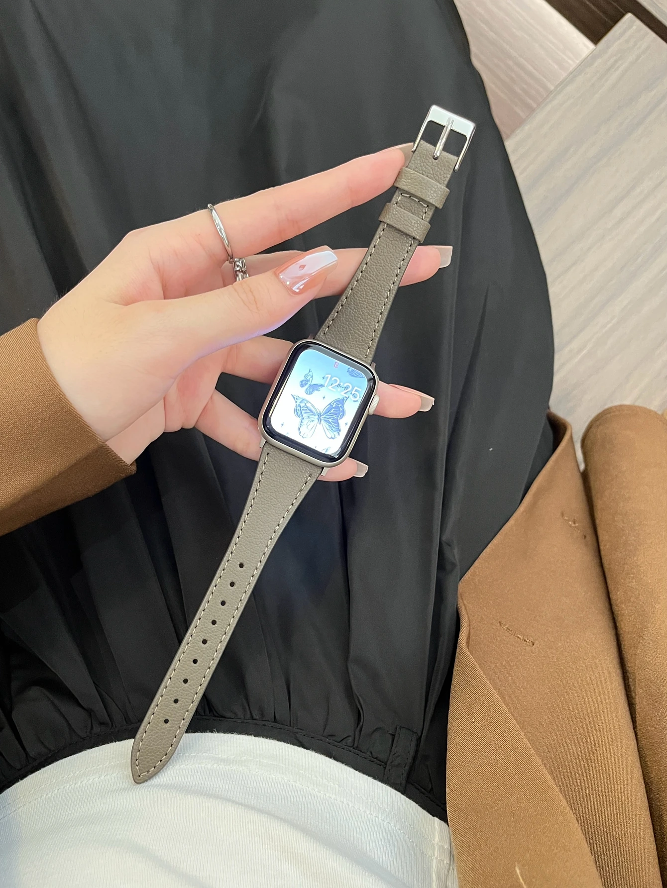 New Leather Loop For Apple Watch Band Correa For Women Sport 38mm 40mm 41mm 42mm 44mm 45mm 46mm 49mm , Strap For IWatch