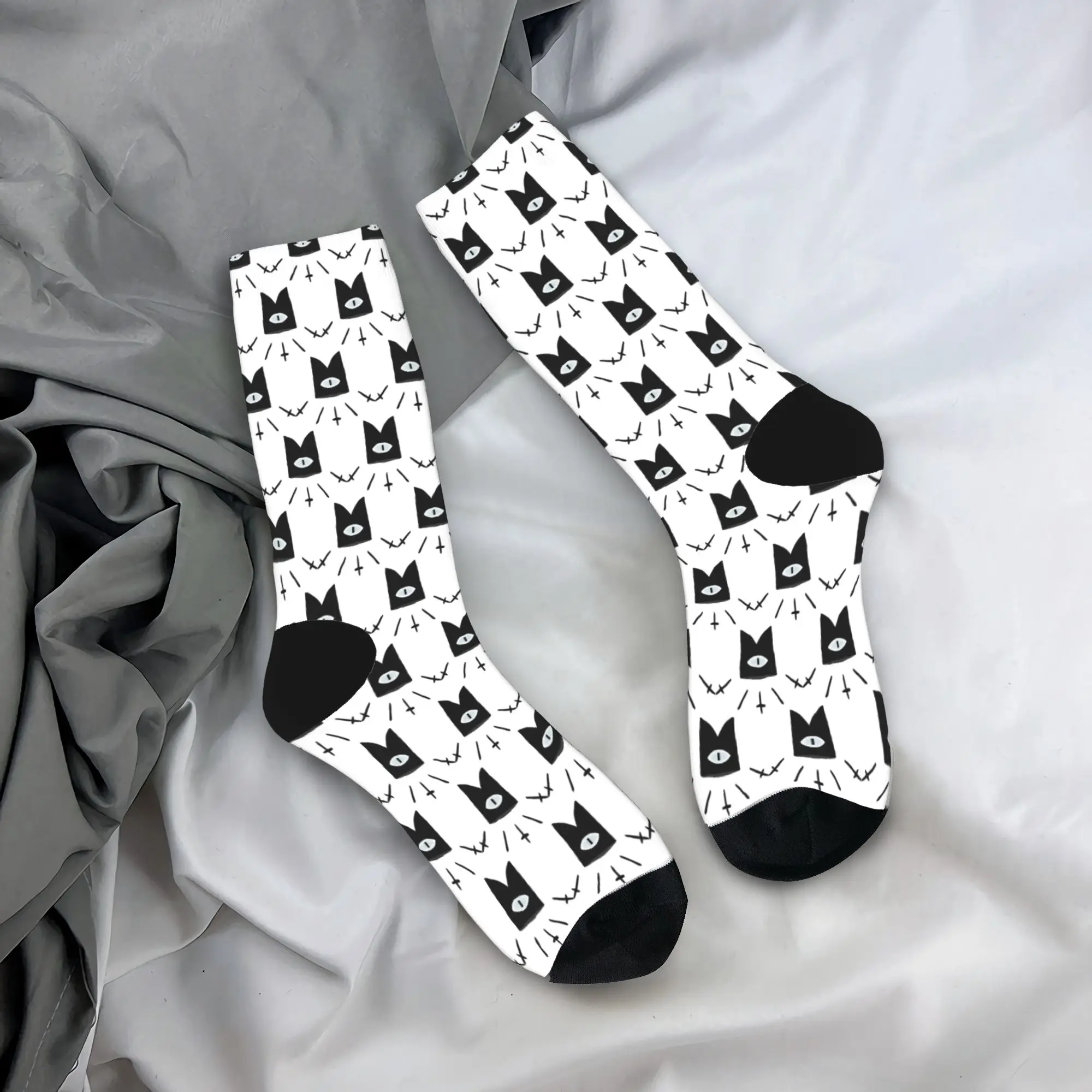 

Game C-Cult of the L-Lamb Stockings Design Funny Socks Winter Anti Bacterial Socks Unisex Men Climbing Soft Socks