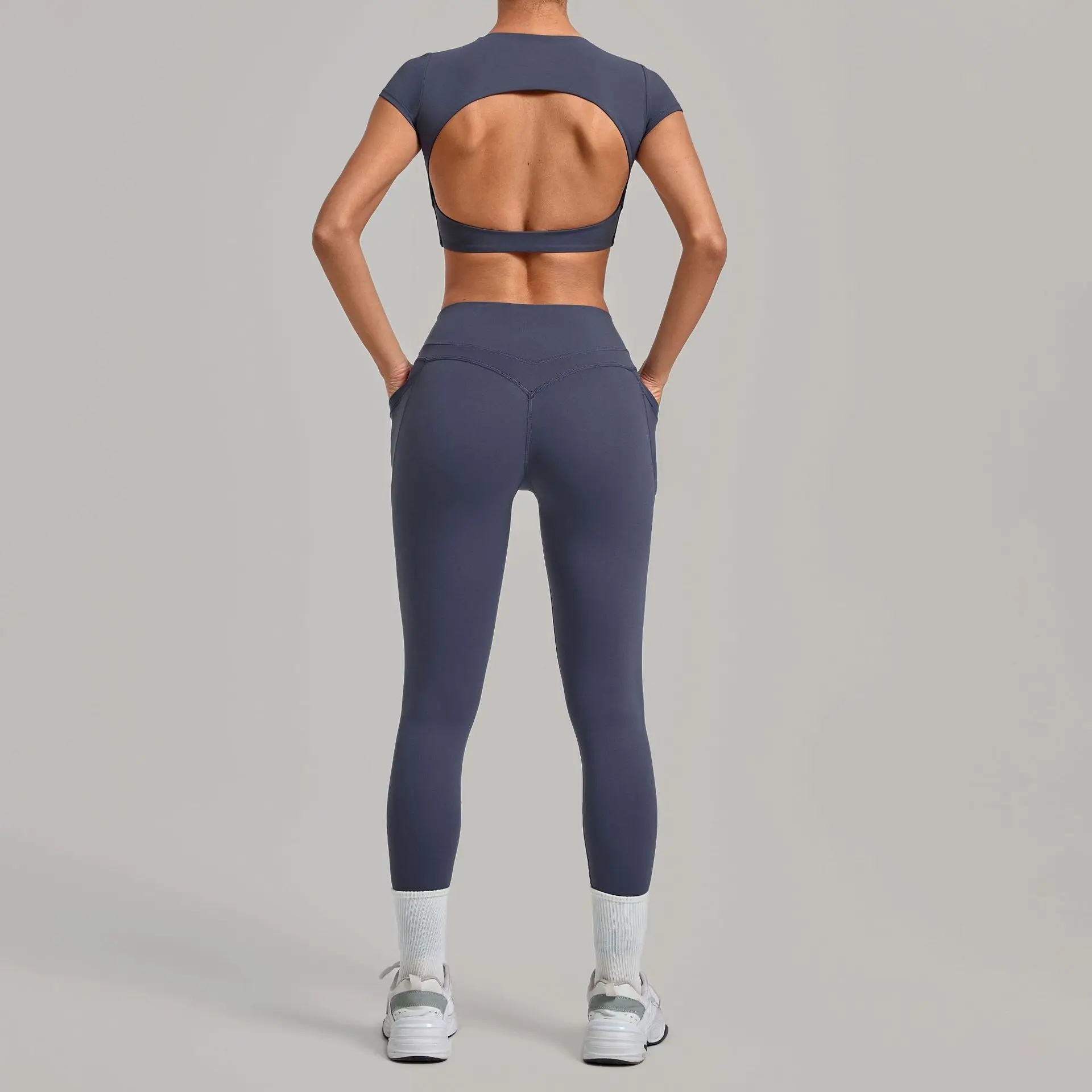 Women's Gym Workout Sets Bra-free Short-sleeve Open Back T-shirt+Side-pocketed Butt-lifting Pants Yoga Set Outdoor Fitness suits