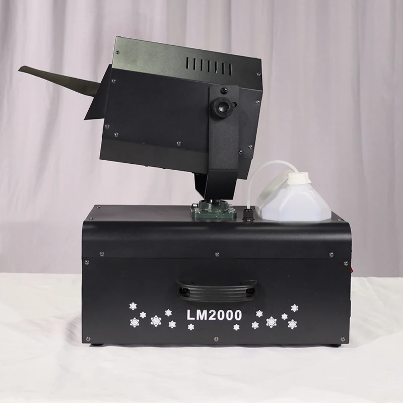 2000W High Power Shaking Snow Machine Outdoor Degree Shaking Snow Machine Outdoor Party Snow Making Machine