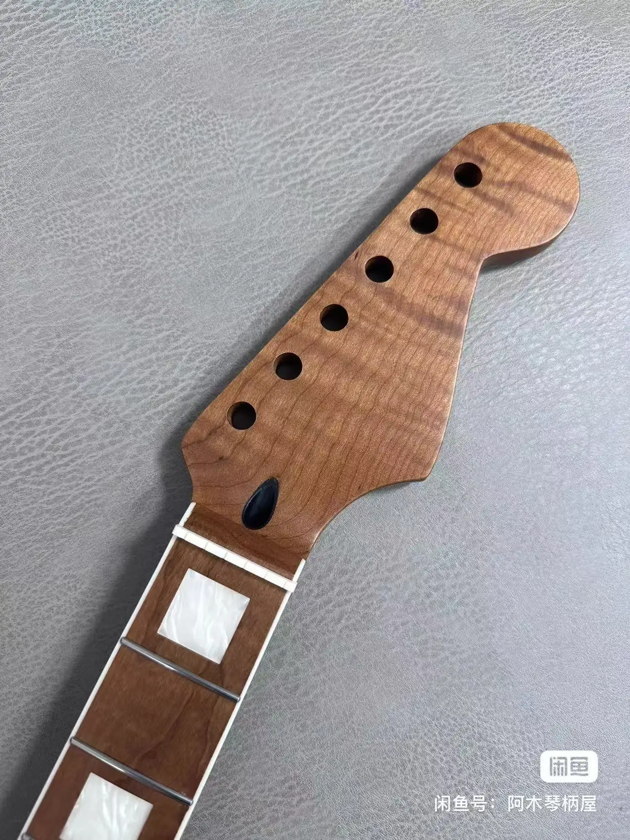 

22fret tiger-striped maple electric guitar neck hole 10mm checkered guitar DIY accessory