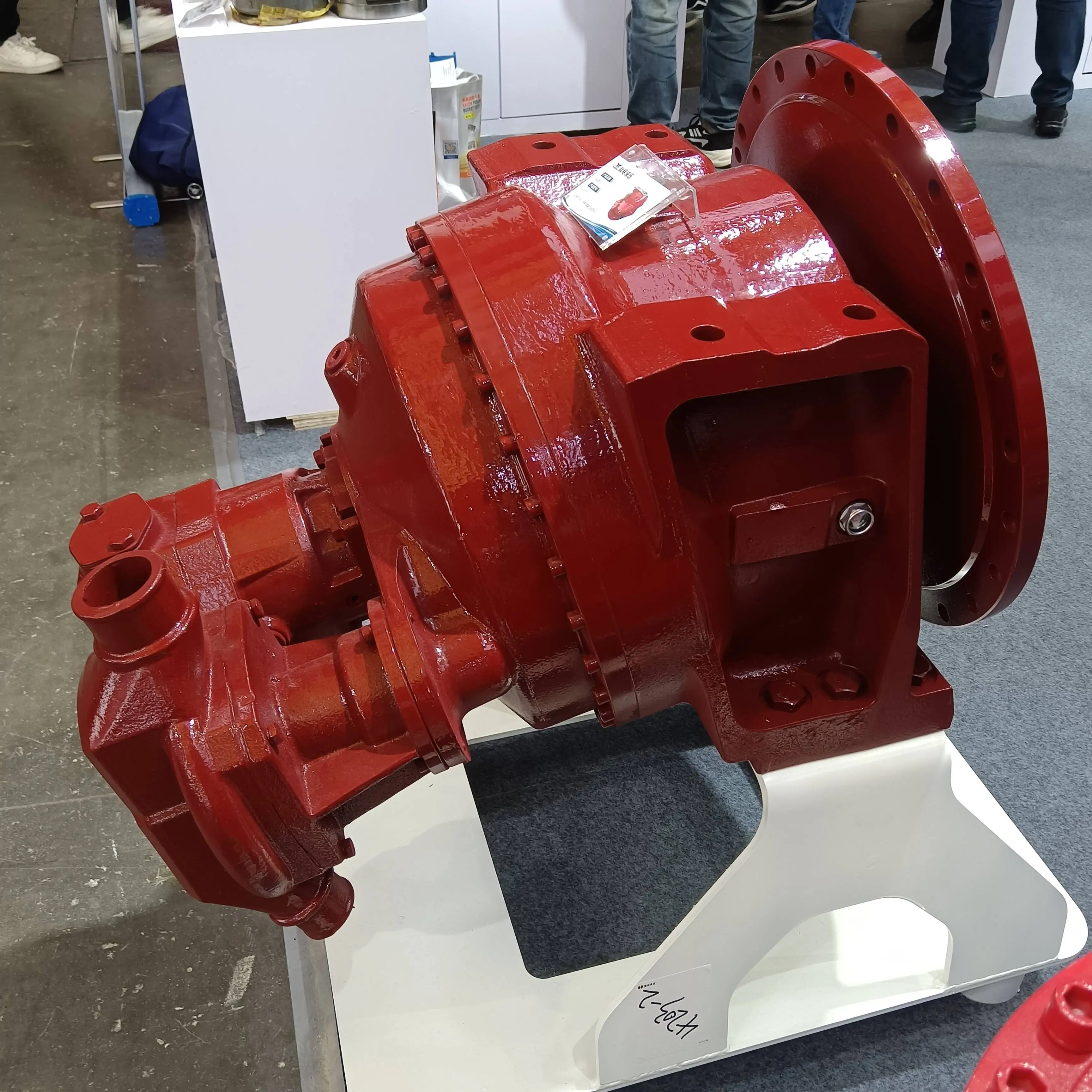 

Factory Direct PMB7.1 Speed Planetary Gearbox Reducer for Concrete Mixer Truck