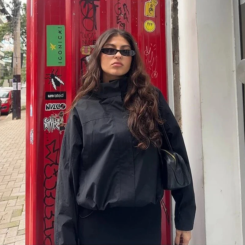 سترة واقية سوداء من MUJER سترة نسائية مقصوصة بسحاب جديدة في ملابس خارجية بأكمام طويلة سترات ديمي للموسم للنساء معطف