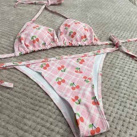 2 st tecknad bikini Hello Kitty baddräkt sexig damer split print ren varm vårflicka söt små bröst baddräkt kvinnor baddräkt 12 best sales Hello Kitty badkläder - №11